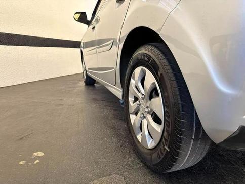 CHEVROLET ONIX 1.0 LT 8V FLEX 4P MANUAL