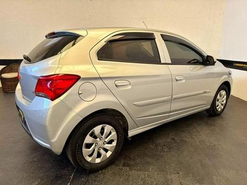 CHEVROLET ONIX 1.0 LT 8V FLEX 4P MANUAL