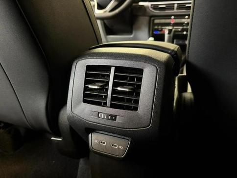 VOLKSWAGEN T CROSS COMFORTLINE TSI AT