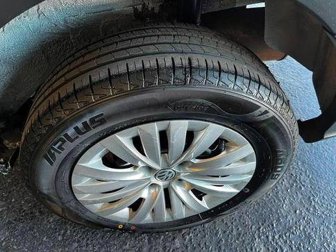VOLKSWAGEN SAVEIRO ROBUST 1.6 TOTAL FLEX 8V
