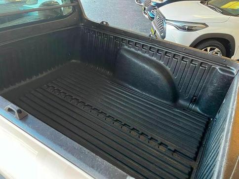VOLKSWAGEN SAVEIRO ROBUST 1.6 TOTAL FLEX 8V