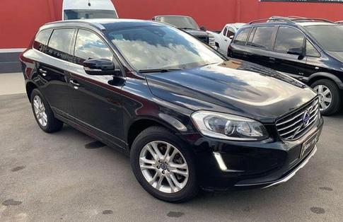 VOLVO XC 60 2.0 T5 DYNAMIC
