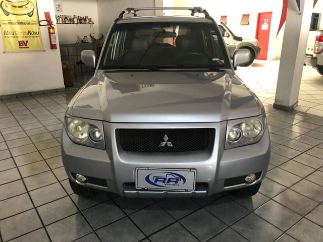 MITSUBISHI PAJERO TR4
