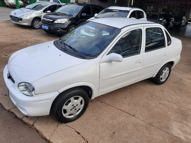 CHEVROLET CORSA SEDAN MILLENIUM