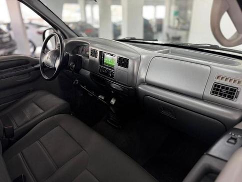 FORD F-250 XLT 3.9 2P