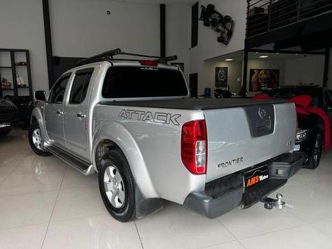 NISSAN FRONTIER XE 4X2 2.5