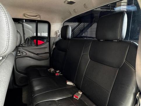 NISSAN FRONTIER XE 4X2 2.5