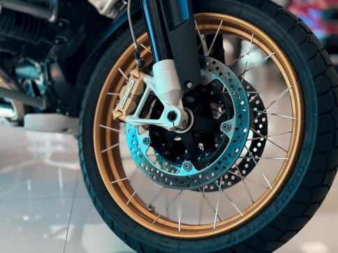 BMW R1250GS