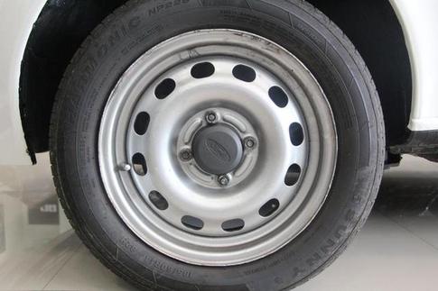 FORD COURIER 1.6 L