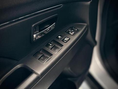 MITSUBISHI ASX 2.0 MT