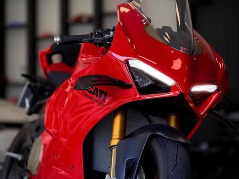 DUCATI DUCATPANIGALE V4 S