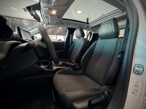 PEUGEOT 208 STYLE MT