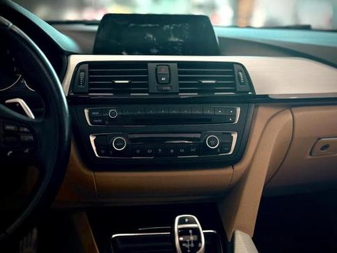 BMW 320I ACTIVE FLEX