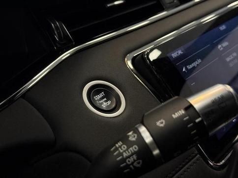 LAND ROVER EVOQUE P250FF SE RD
