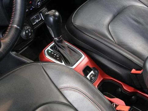 JEEP RENEGADE THAWK AT D