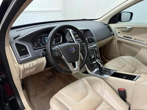 VOLVO XC 60 2.0 T5 DYNAMIC