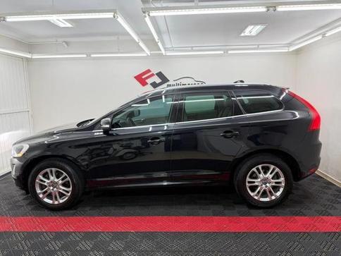 VOLVO XC 60 2.0 T5 DYNAMIC