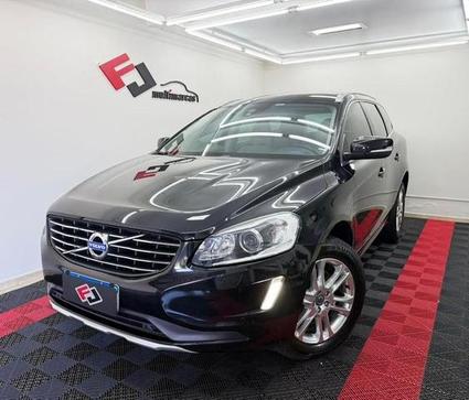 VOLVO XC 60 2.0 T5 DYNAMIC