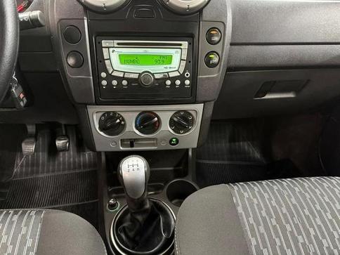 FORD ECOSPORT XLT 1.6 8V 4P