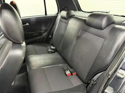VOLKSWAGEN FOX 1.6 MI ROCK IN RIO 8V FLEX 4P