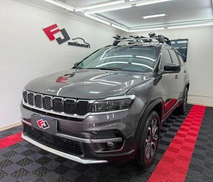 JEEP COMMANDER LIMITED T270 1.3 TB FLEX AUT