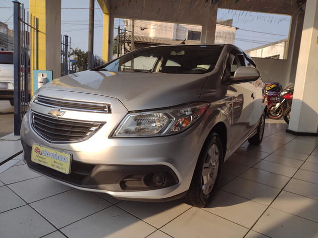 CHEVROLET ONIX 1.0 LT 8V FLEX 4P MANUAL