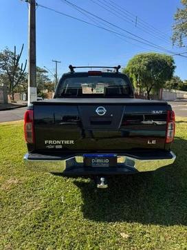 NISSAN FRONTIER LE 4X4