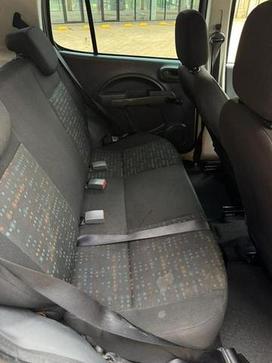 FIAT UNO VIVACE 1.0