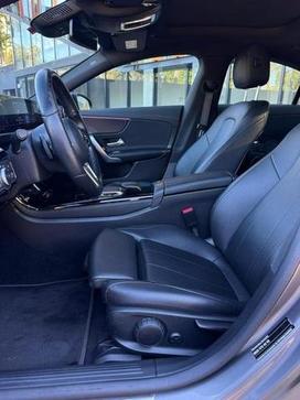 MERCEDES-BENZ CLA-250