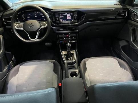 VOLKSWAGEN T-CROSS COMFORTLINE 1.0 TSI FLEX 5P AUT.