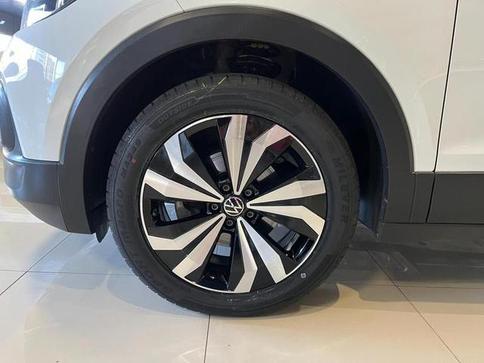 VOLKSWAGEN T-CROSS COMFORTLINE 1.0 TSI FLEX 5P AUT.