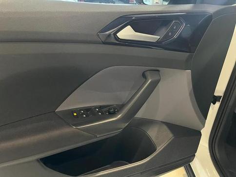 VOLKSWAGEN T-CROSS COMFORTLINE 1.0 TSI FLEX 5P AUT.