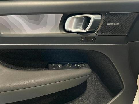 VOLVO XC 40 RECHARGE PLUS (ELTRICO)