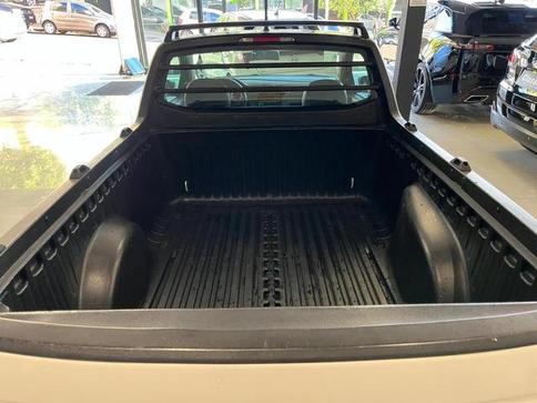 VOLKSWAGEN SAVEIRO CS RB MPI