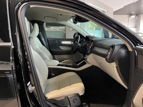 VOLVO XC 40 T-5 INSC. EXPRE. 1.5 FWD (H�BRIDO)