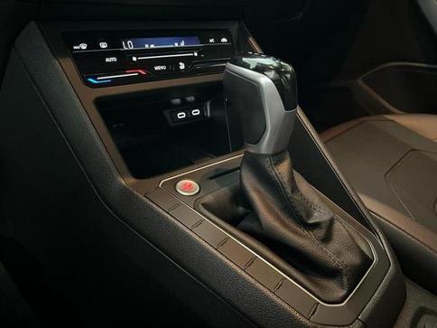 VOLKSWAGEN VIRTUS HL AC
