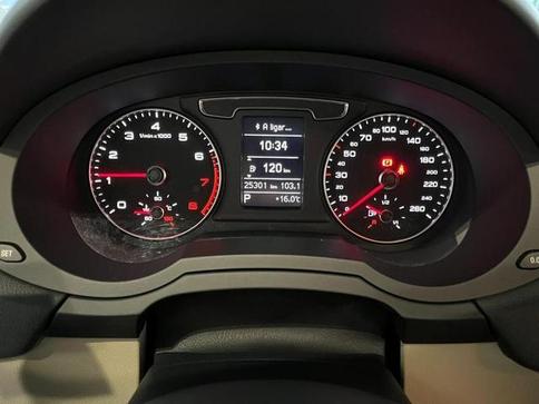 AUDI Q3 PRESTIGE 1.4 TFSI S TRONIC