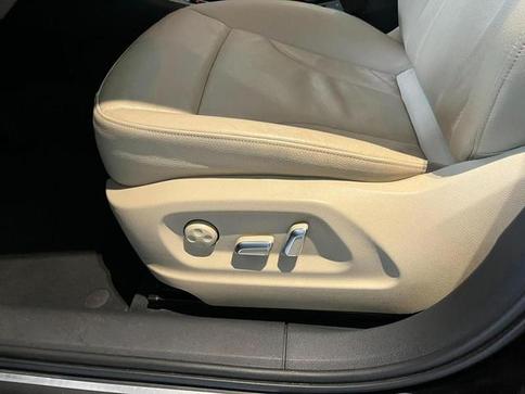 AUDI Q3 PRESTIGE 1.4 TFSI S TRONIC