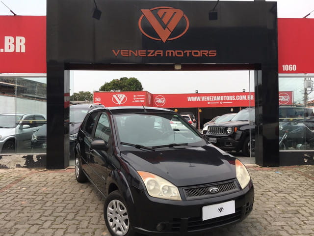 FORD FIESTA 1.6 8V FLEX 5P