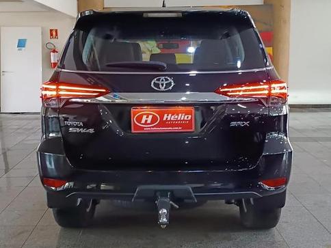 TOYOTA HILUX SW4 SRX 4X4 2.8 TB 4P DIESEL
