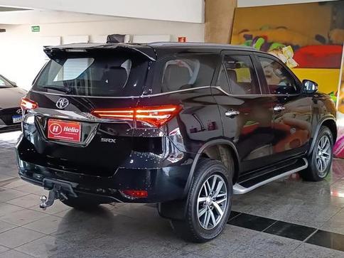 TOYOTA HILUX SW4 SRX 4X4 2.8 TB 4P DIESEL