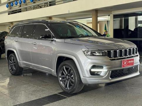 JEEP COMMANDER OVERLAND HURRICANE