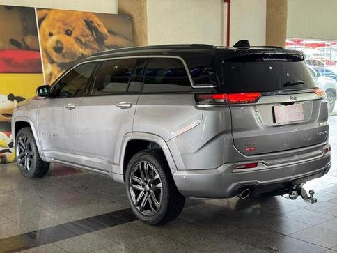 JEEP COMMANDER OVERLAND HURRICANE