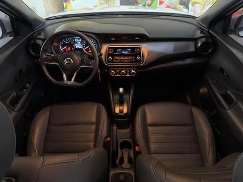 NISSAN Kicks  S DRCT CVT