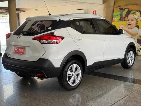 NISSAN Kicks  S DRCT CVT