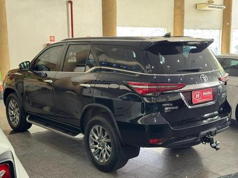 TOYOTA HILUX SWSRXA4FD