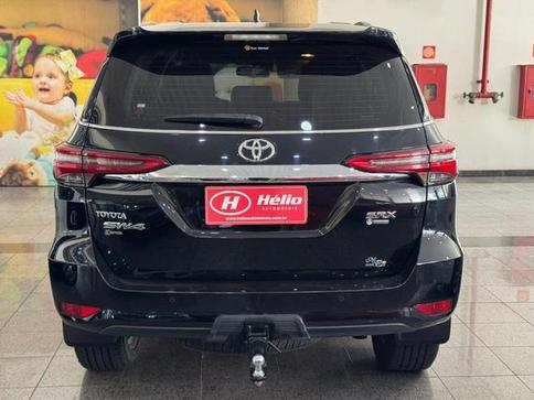 TOYOTA HILUX SWSRXA4FD