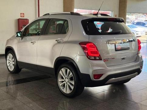 CHEVROLET CHEV TRACKER PREMIER