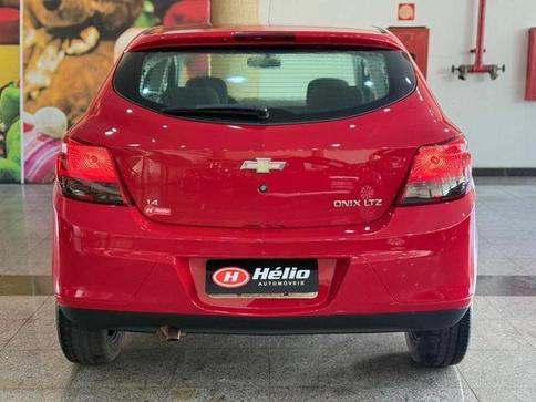 CHEVROLET ONIX 1.4MT LTZ