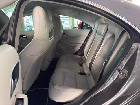 MERCEDES-BENZ CLA180
